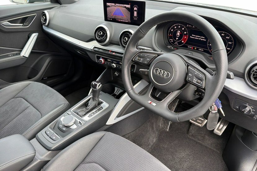 Audi SQ2 2.0 Tfsi Black Edition Suv S Tronic Qua Grey #6