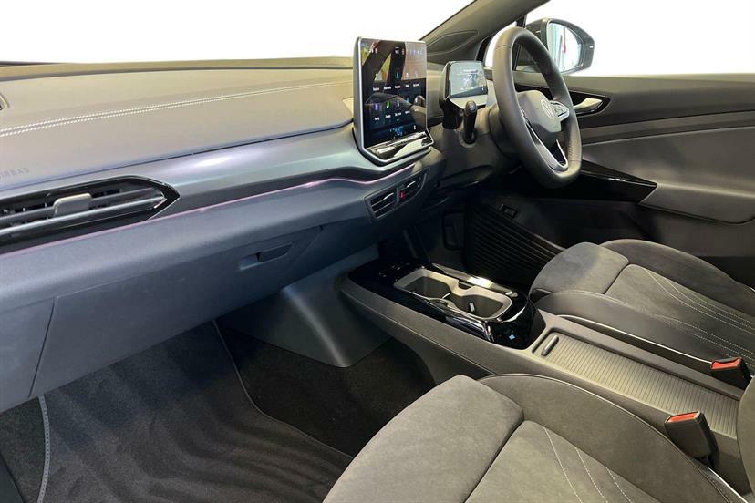 Volkswagen ID.4 210Kw Black Edition Pro 77Kwh Black #2