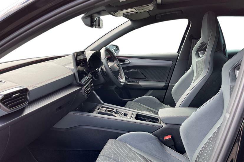 Cupra Leon 2.0 Tsi 300 Vz3 Dsg Black #2