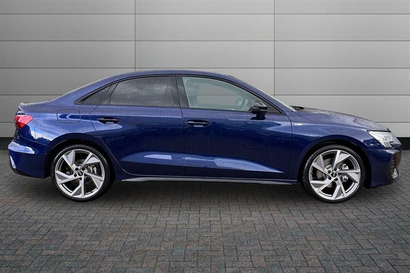 Audi A3 1.5 Tfsi 150 Black Ed S Tronic Tech Pack Pro Blue #3