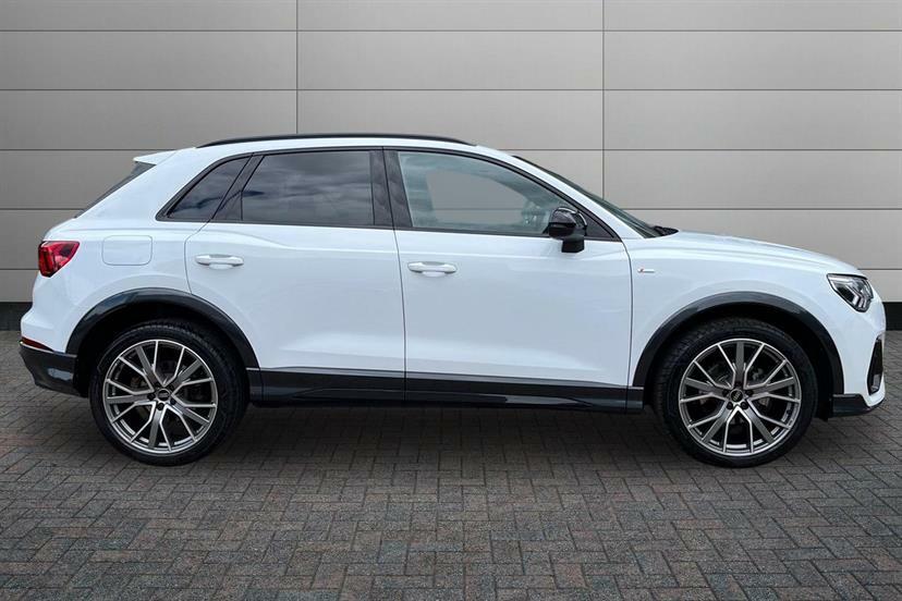 Audi Q3 35 Tfsi Black Edition S Tronic Tech Pack White #4
