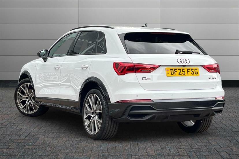 Audi Q3 35 Tfsi Black Edition S Tronic Tech Pack White #3
