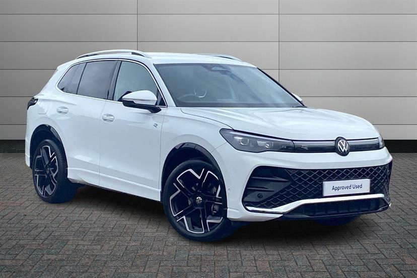 Volkswagen Tiguan 1.5 Etsi 150 R-line Dsg White