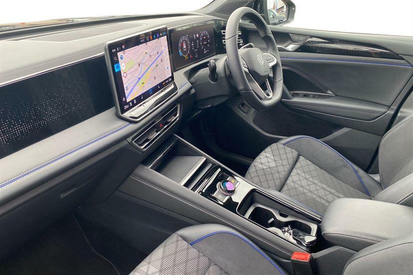 Volkswagen Tiguan 1.5 Etsi 150 R-line Dsg Black #2