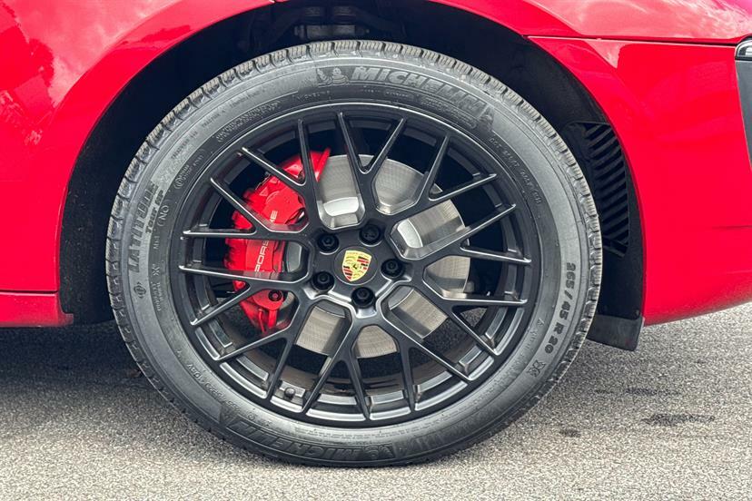 Porsche Macan Gts Pdk Red #5