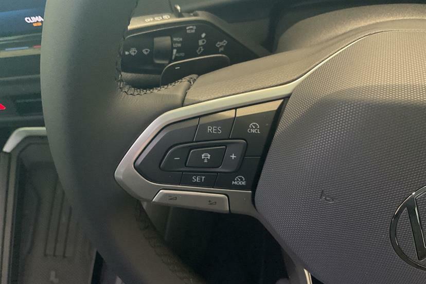 Volkswagen T-Roc Life Grey #16