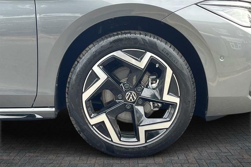 Volkswagen Passat 1.5 Etsi R-line Dsg Grey #4