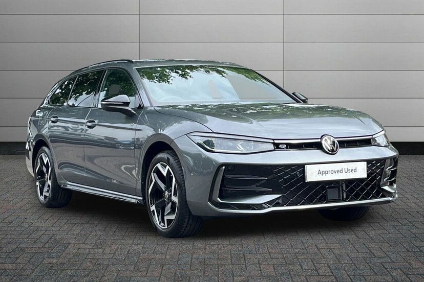 Volkswagen Passat 1.5 Etsi Mhev R-line Estate Hybrid Dsg Grey