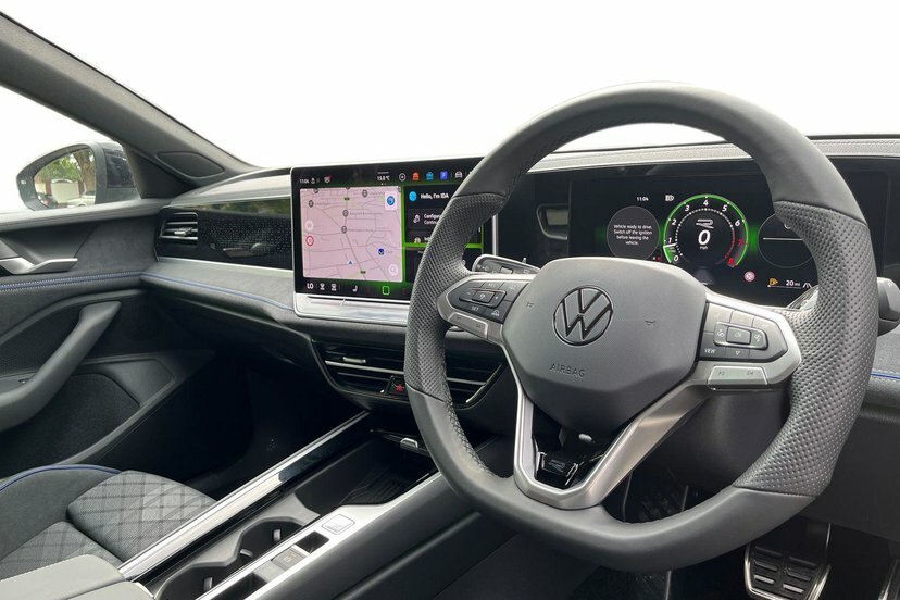 Volkswagen Passat 1.5 Etsi Mhev R-line Estate Hybrid Dsg Grey #6