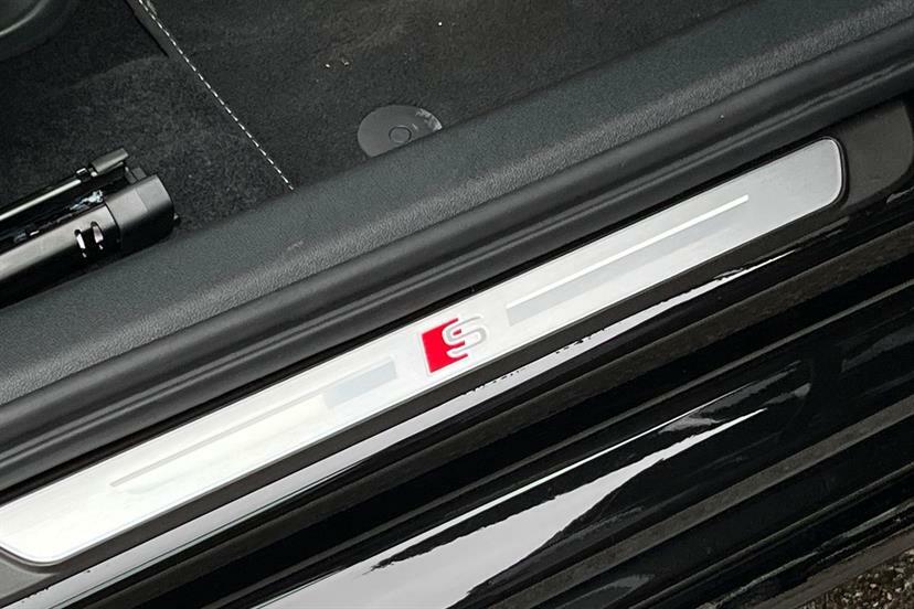Audi A3 1.5 Tfsi E 204 Black Ed S Tronic Tech Pro Black #42