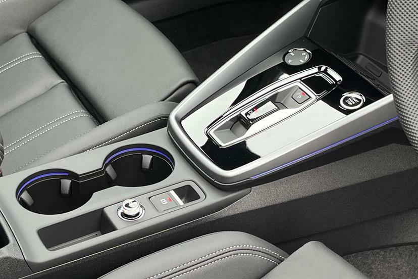 Audi A3 1.5 Tfsi E 204 Black Ed S Tronic Tech Pro Black #40