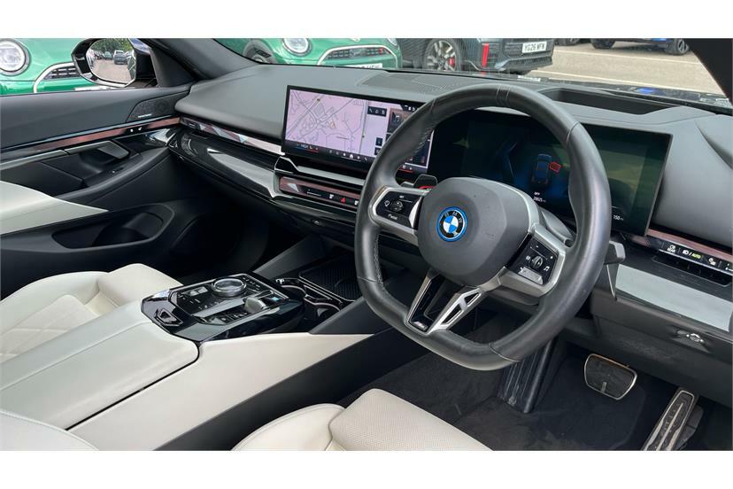 BMW i5 250Kw Edrive40 M Sport Pro 84Kwh Black #4