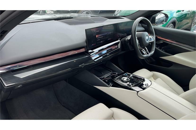 BMW i5 250Kw Edrive40 M Sport Pro 84Kwh Black #5