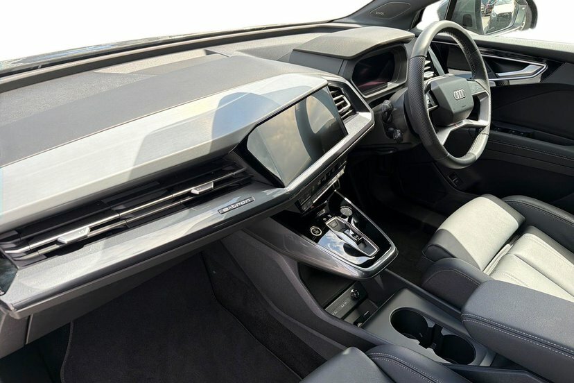 Audi Q4 E Tron 45 S Line Suv 82Kwh 286 Ps Grey #2