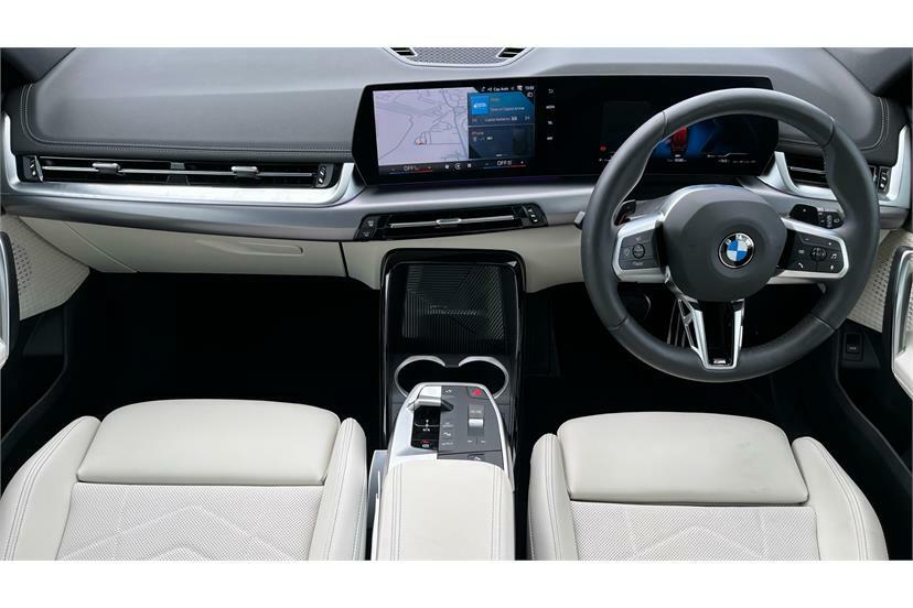 BMW X1 Sdrive 20I Mht M Sport Step Red #3