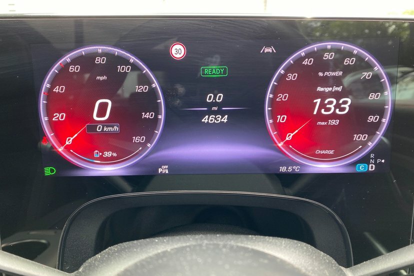 Mercedes-Benz CLA Class Cla250 85Kwh Amg Line Edition Saloon Electr KP75DLY Black #6