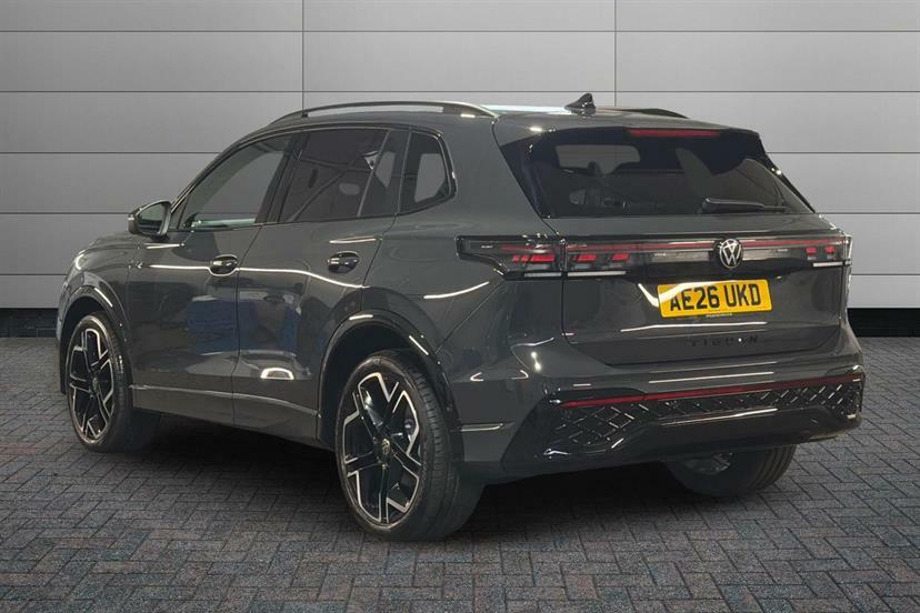 Volkswagen Tiguan 1.5 Etsi 150 R-line Dsg Grey #3