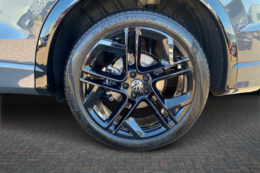 Volkswagen Tiguan 1.5 Etsi 150 R-line Dsg Grey #4
