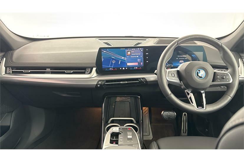 BMW iX1 150Kw Edrive20 M Sport 65Kwh Silver #4