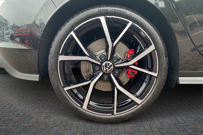 Volkswagen Golf 2.0 Tsi 265 Gti Dsg Black #5