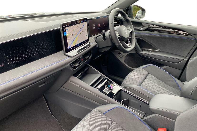 Volkswagen Tiguan 1.5 Etsi 150 R-line Dsg Grey #2