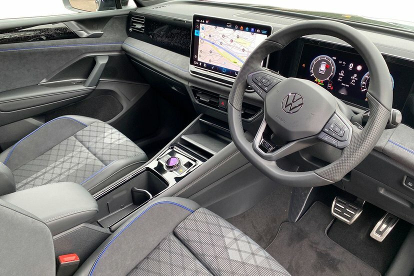 Volkswagen Tiguan 1.5 Etsi Mhev R-line Suv Hybrid Dsg 15 MT26VZU Grey #6