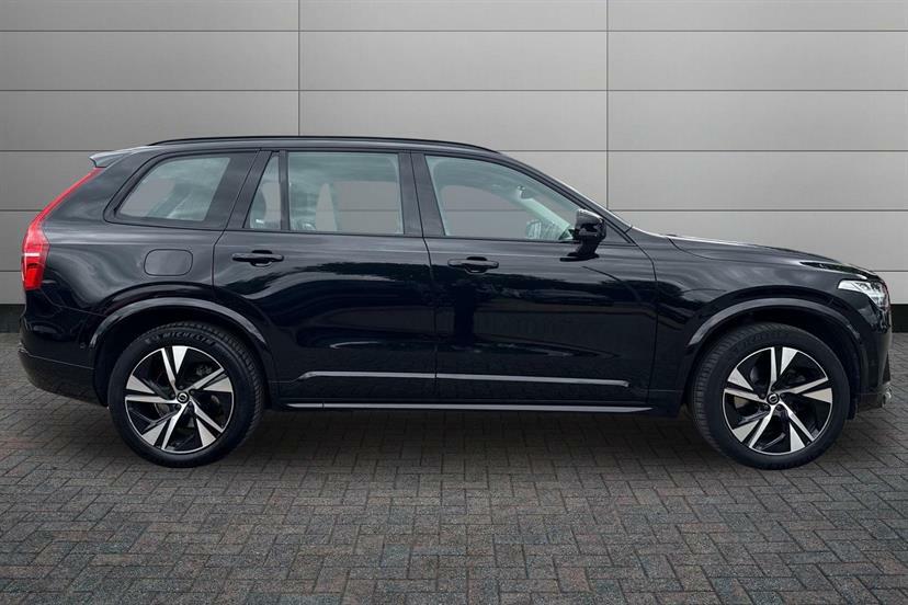 Volvo XC90 2.0 B5d 235 Plus Dark Awd Geartronic Black #4