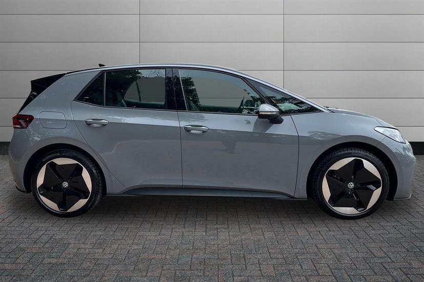 Volkswagen ID.3 150Kw Essential Pro S 79Kwh 5 Seats Black #4
