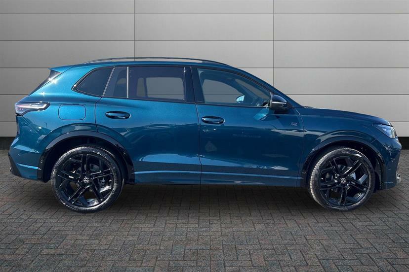 Volkswagen Tiguan 1.5 Etsi 150 Black Edition Dsg Blue #3