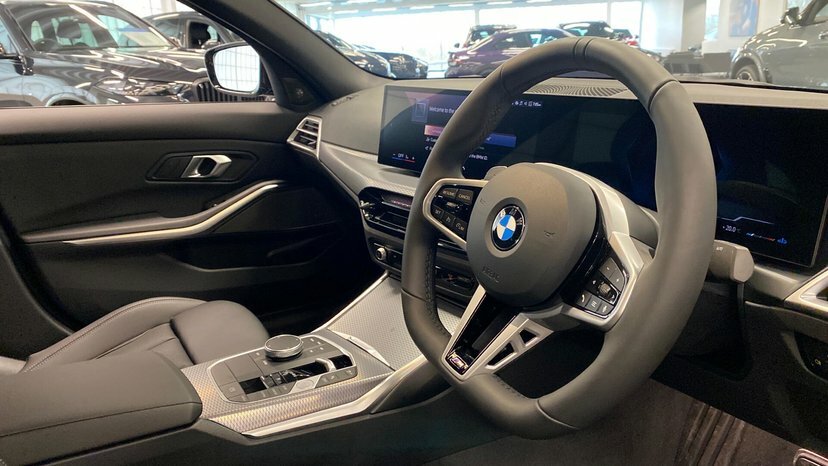 BMW 3 Series 320I M Sport Saloon RO26LTJ Black #6