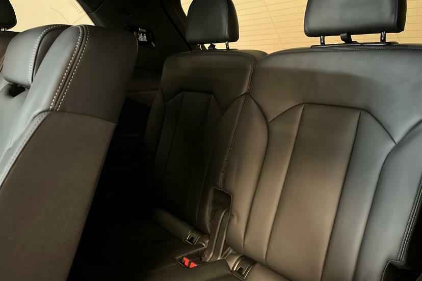 Audi Q7 55 Tfsi Quattro S Line Tiptronic Black #29