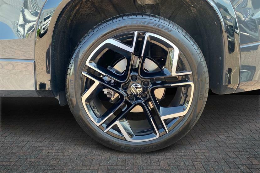 Volkswagen Tayron 2.0 Tdi R-line Dsg7 7 Seat 150 Ps Black #4
