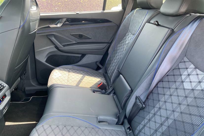 Volkswagen Tayron 2.0 Tdi R-line Dsg7 7 Seat 150 Ps Black #13