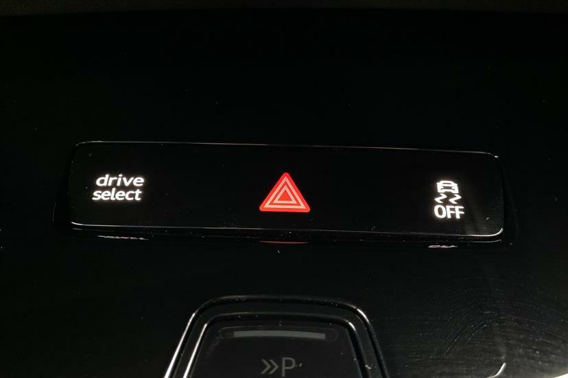 Audi Q4 E Tron Audi Q4 E-tron Estate 210Kw 45 82Kwh Black Edition Blue #25