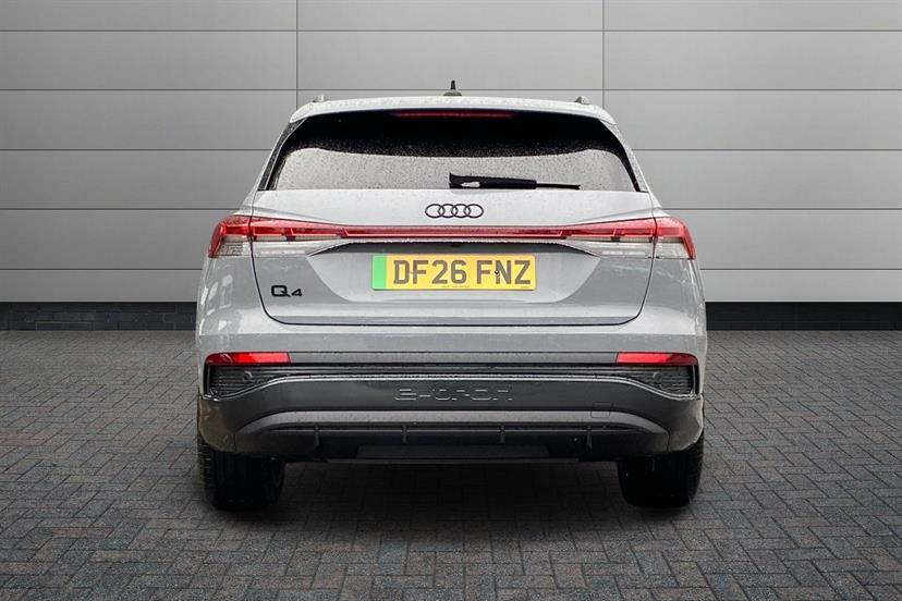 Audi Q4 E Tron Audi Q4 E-tron Estate 210Kw 45 82Kwh Black Edition Blue #9