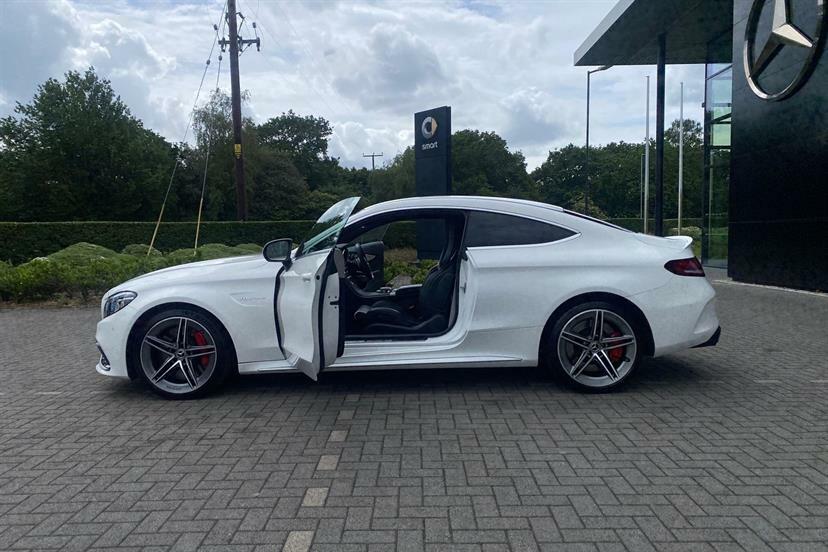 Mercedes-Benz C Class 2L Amg Line Edition Blue #27