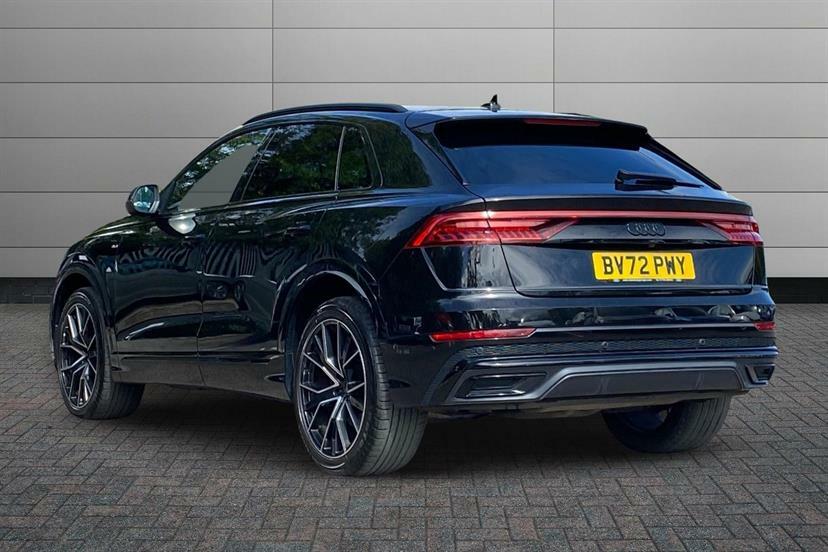 Audi Q8 55 Tfsi Quattro Black Edition Tiptronic Cs Black #3