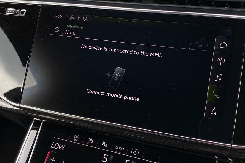 Audi Q8 Estate Black #14