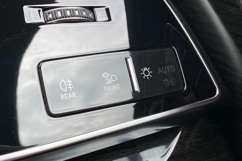 Audi Q8 Estate Black #37