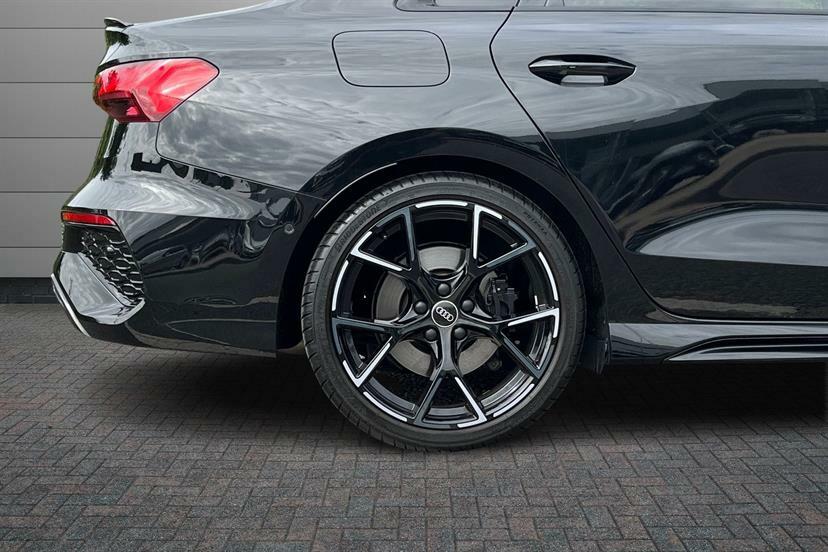 Audi RS3 Rs 3 Tfsi Quattro Vorsprung S Tronic Black #5