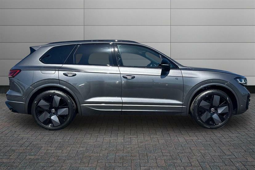 Volkswagen Touareg 3.0 V6 Tdi 4Motion 286 Black Edition Tip Grey #4