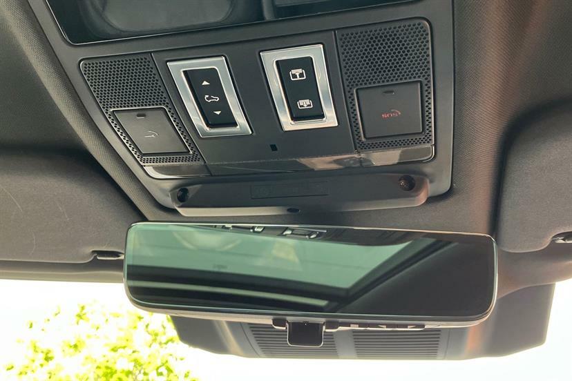 Land Rover Defender 110 D250 X-dynamic Se Black #34