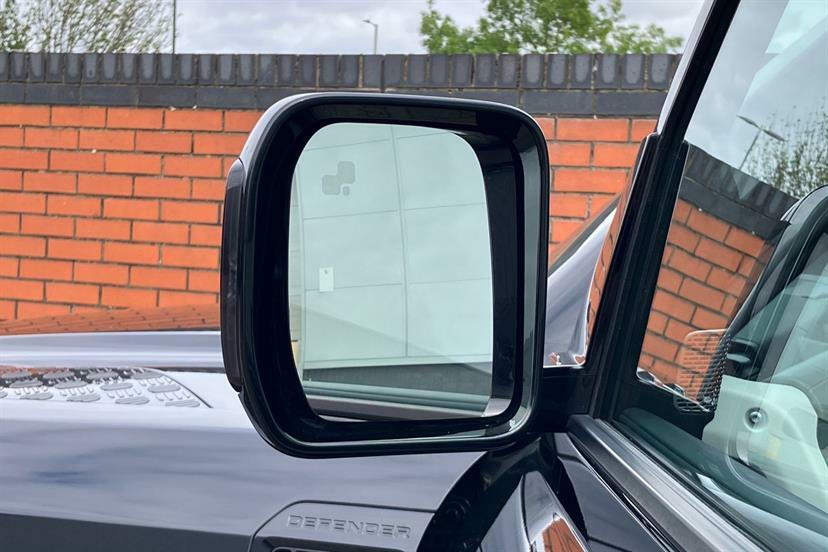 Land Rover Defender 110 D250 X-dynamic Se Black #24