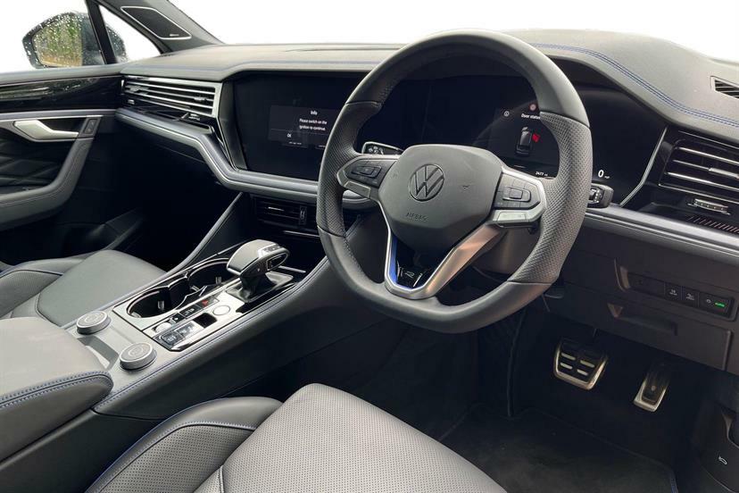 Volkswagen Touareg 3.0 V6 Tsi Ehybrid 4Motion R Tip Black #5