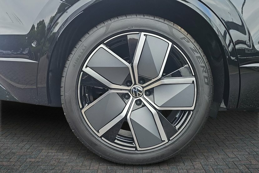 Volkswagen Touareg 3.0 V6 Tdi Final Edition Suv Tiptronic Black #5