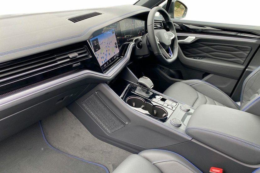 Volkswagen Touareg 3.0 V6 Tsi Ehybrid 14.3Kwh R Final Edition Suv Grey #2