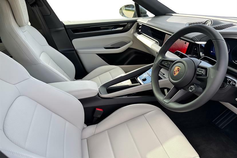 Porsche Macan 265Kw 100Kwh Green #6