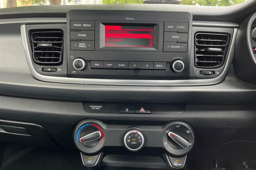 Kia RIO 2 1.0 Black #17