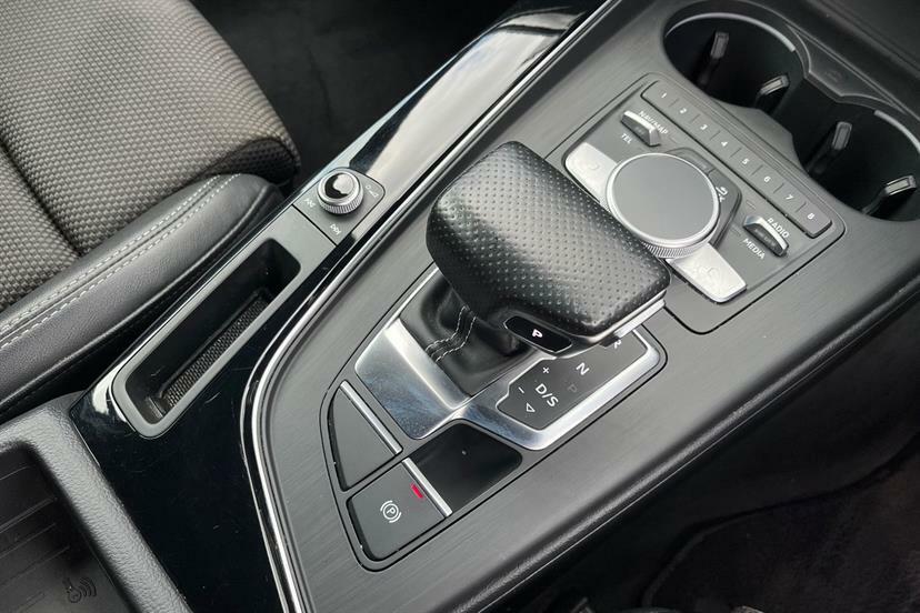 Audi A4 S Line Blue #7