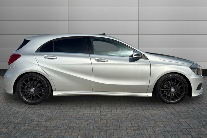Mercedes-Benz A Class 2.1 A200 Cdi Amg Sport Hatchback 7G-dct FL65OEW Silver #4